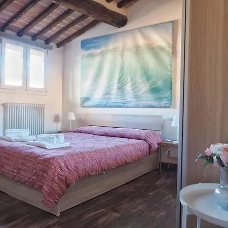 Apartament Vallerozzi By Francigenaapartments *